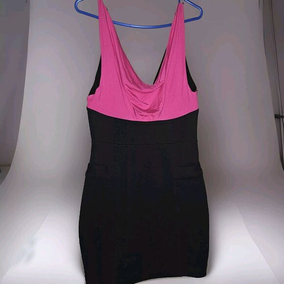 BEBE Mini Dress Womens Small Black And Pink With Sexy Cutout Back Straps. Zip Up - Picture 1 of 12